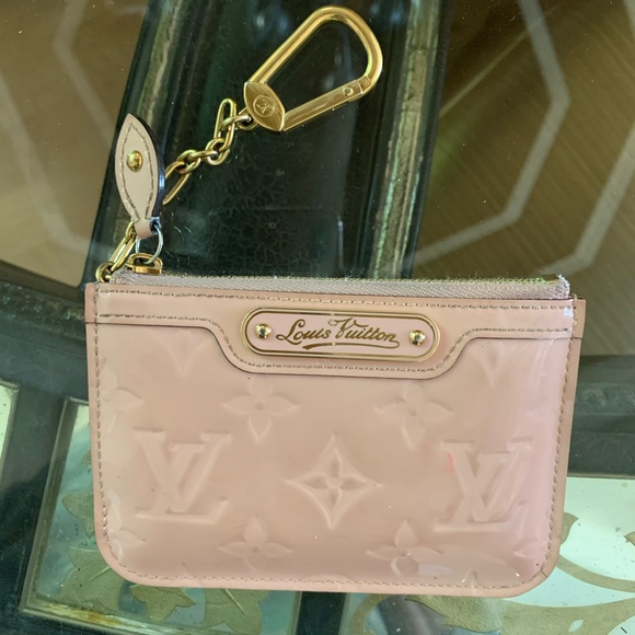 Louis Vuitton Handbags - Pale Pink Vernis Cles/Mini Wallet